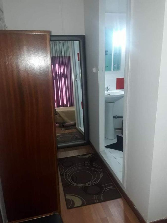 Hostal Africa Do Sul Lisbon Room photo